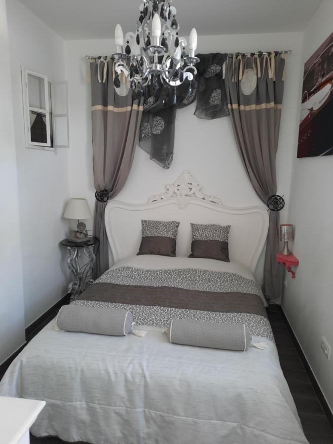 Residence Hotel De La Plage Сен-Жиль-Круа-де-Ви Экстерьер фото